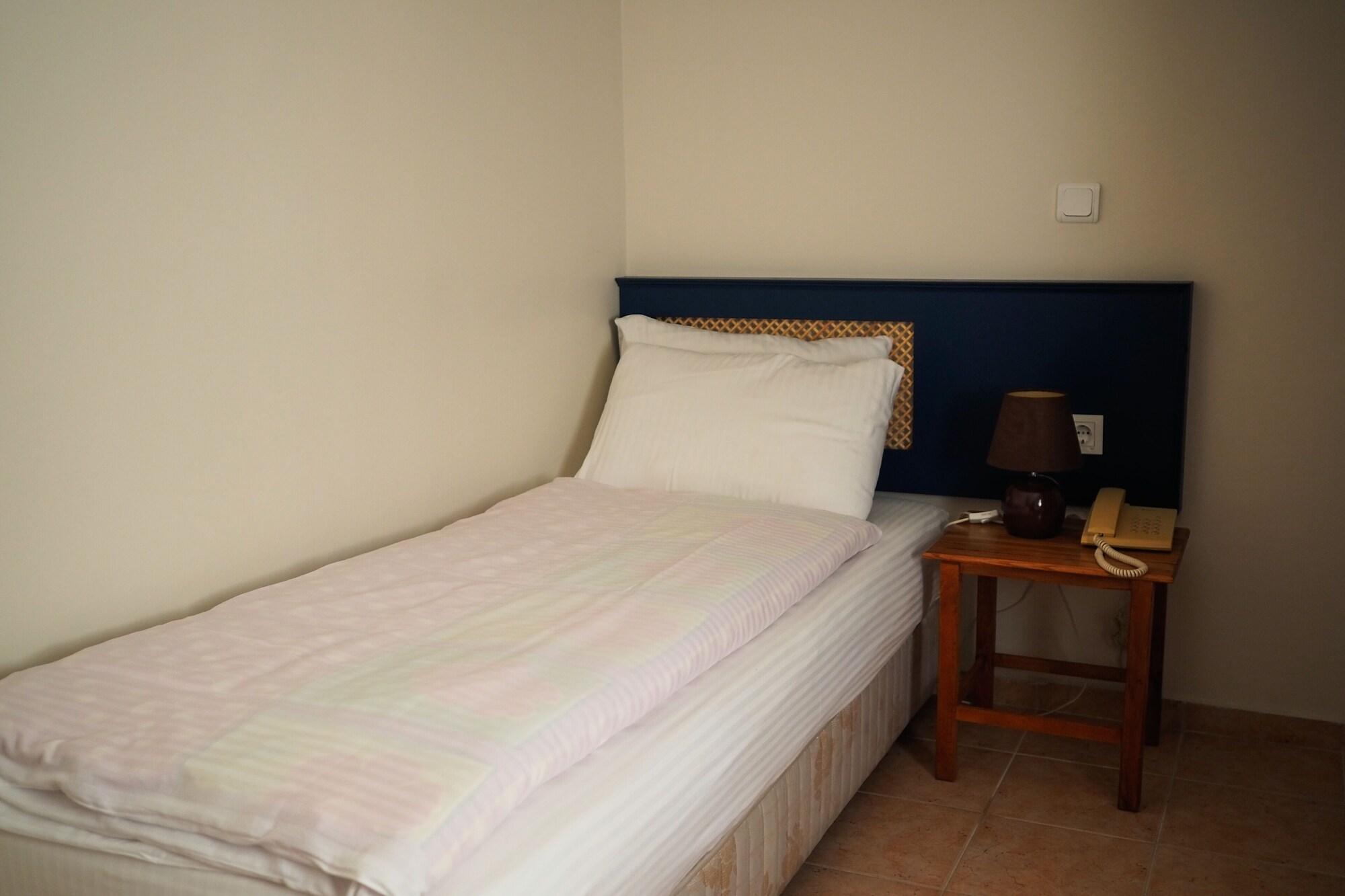 Oya Boutique Otel And Suites Bodrum ภายนอก รูปภาพ