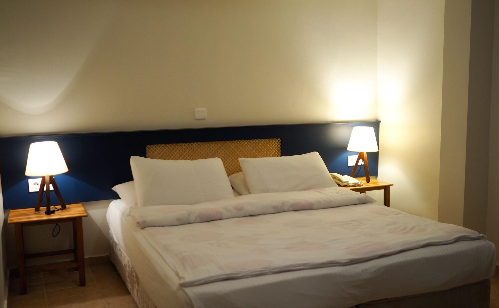 Oya Boutique Otel And Suites Bodrum ภายนอก รูปภาพ