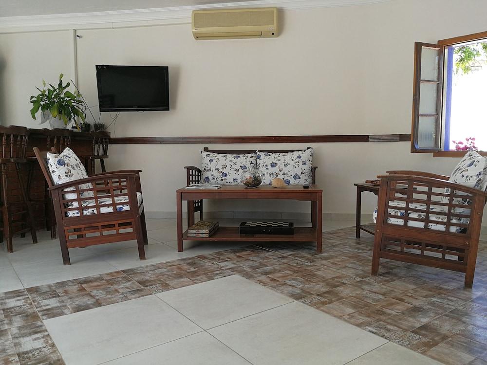 Oya Boutique Otel And Suites Bodrum ภายนอก รูปภาพ